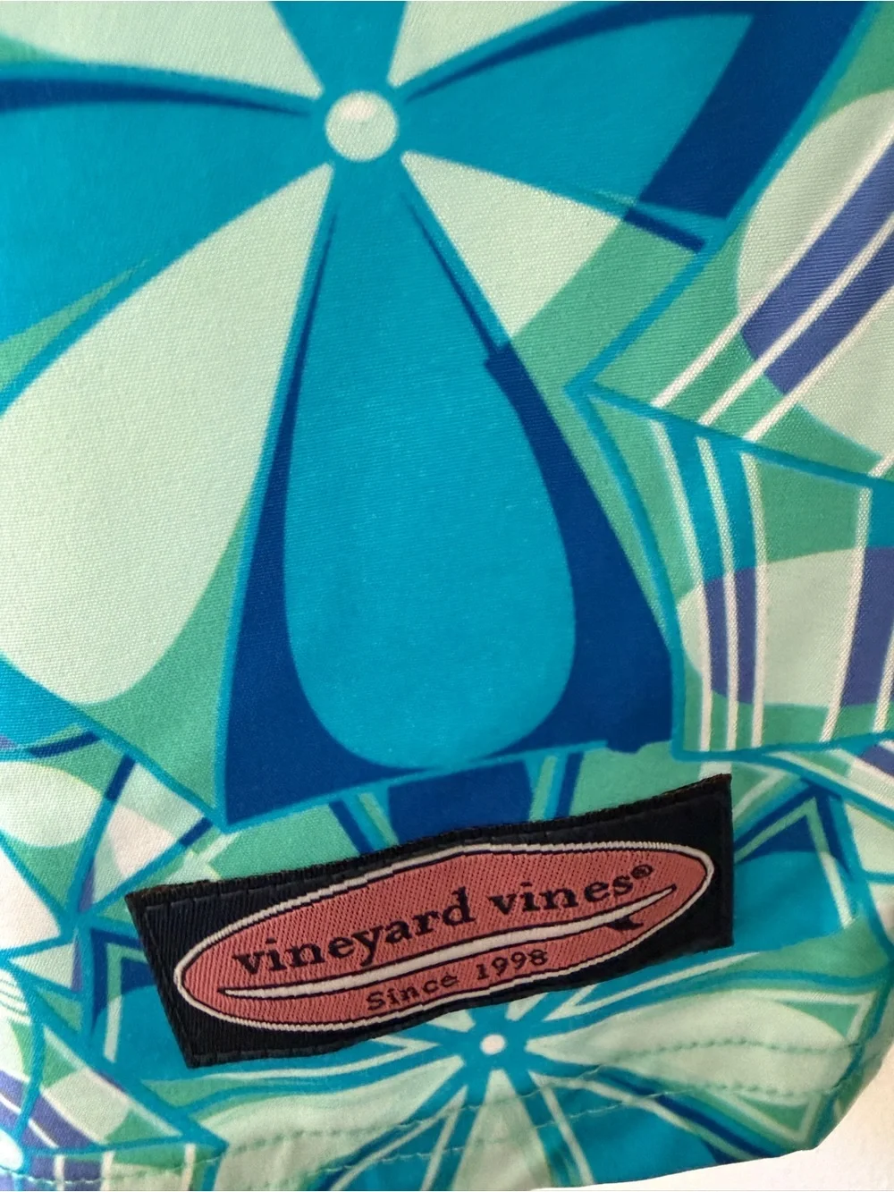 Vineyard Vines Umbrella Print Swim Trunks XL Blue Green Beach Shorts